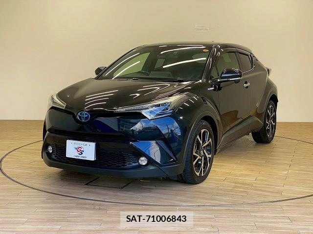 Toyota C-HR 2018-07 7499885-14