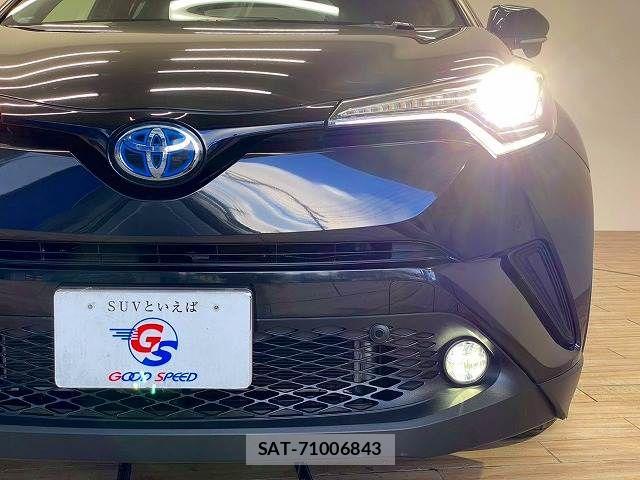 Toyota C-HR 2018-07 7499885-17