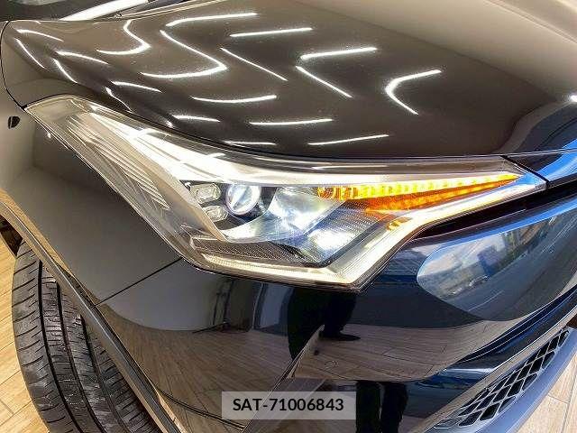 Toyota C-HR 2018-07 7499885-19