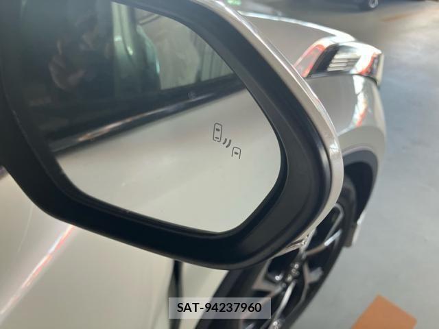 Toyota C-HR 2018-08 7499894-10
