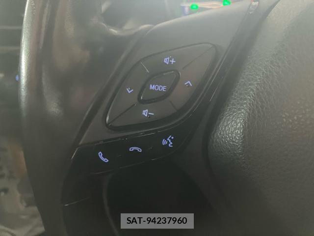 Toyota C-HR 2018-08 7499894-12