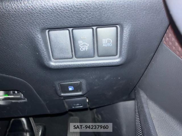Toyota C-HR 2018-08 7499894-15