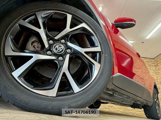 Toyota C-HR 2020-07 7499880-18