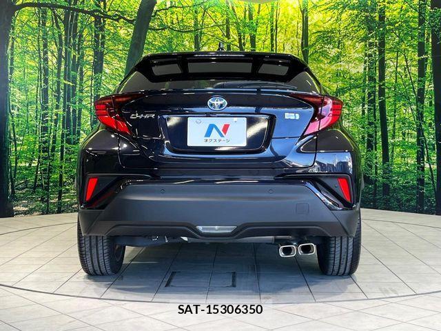 Toyota C-HR 2021-10 7499881-14