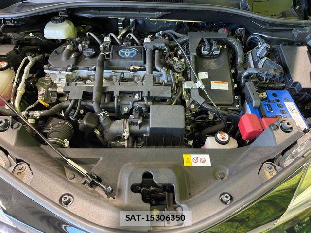 Toyota C-HR 2021-10 7499881-17