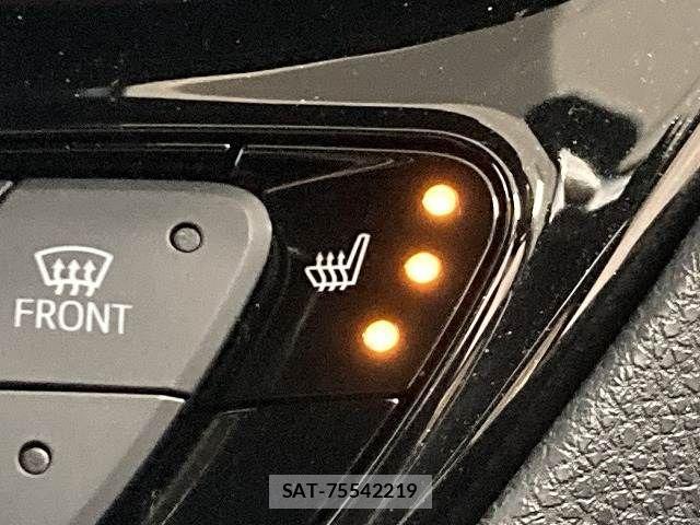 Toyota C-HR 2018-05 7499884-9