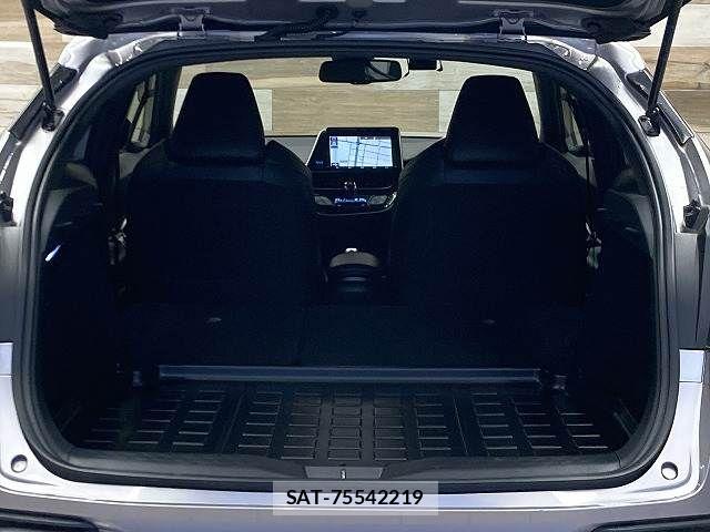 Toyota C-HR 2018-05 7499884-13