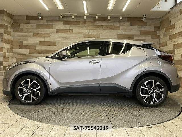 Toyota C-HR 2018-05 7499884-15