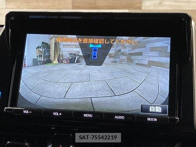 Toyota C-HR 2018-05 7499884-5