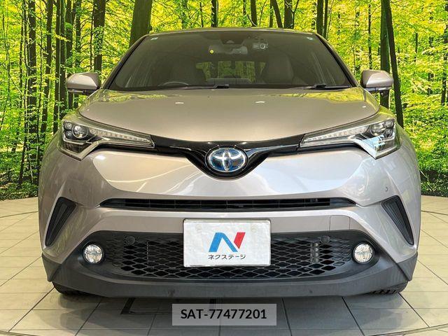 Toyota C-HR 2017-05 7561939-13