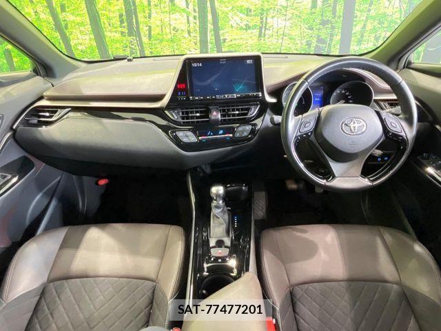Toyota C-HR 2017-05 7561939-1
