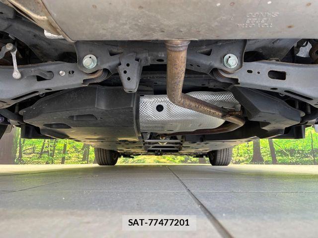 Toyota C-HR 2017-05 7561939-19