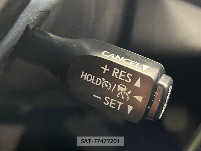 Toyota C-HR 2017-05 7561939-5