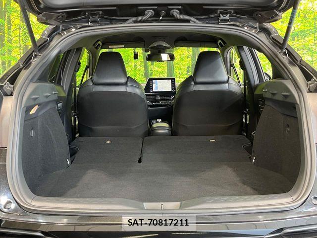 Toyota C-HR 2020-10 7561936-9