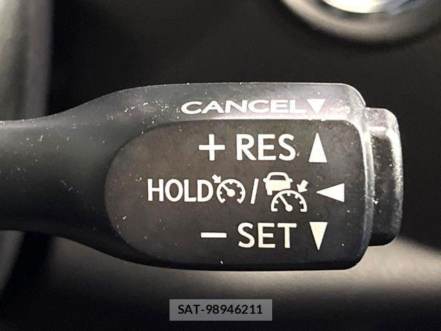Toyota C-HR 2017-11 7561938-6