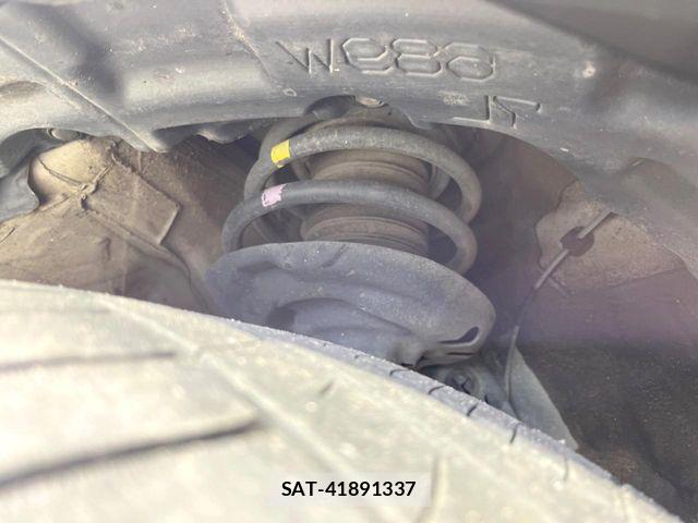 Toyota C-HR 2017-03 7615480-19