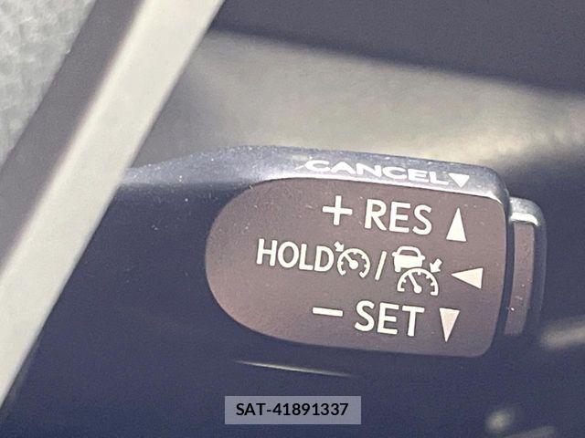 Toyota C-HR 2017-03 7615480-5