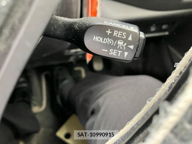 Toyota C-HR 2018-06 7615503-21