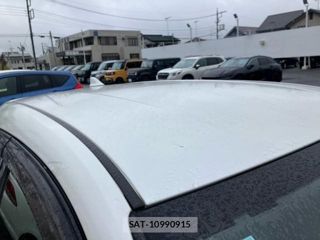 Toyota C-HR 2018-06 7615503-4