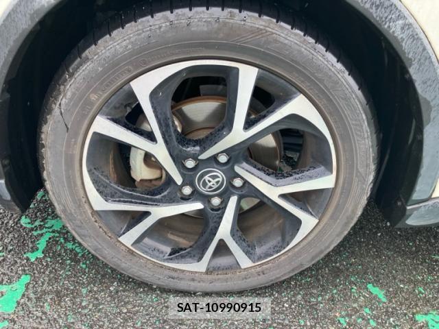 Toyota C-HR 2018-06 7615503-8