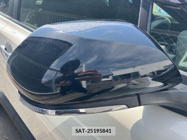 Toyota C-HR 2018-07 7615482-26