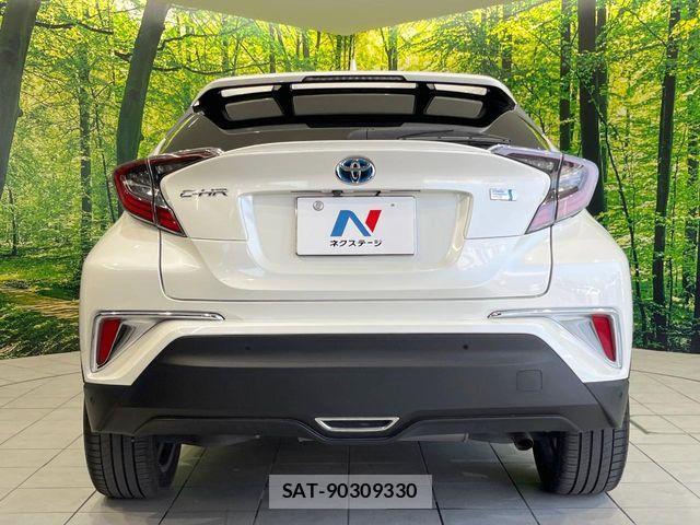 Toyota C-HR 2017-09 7615484-14