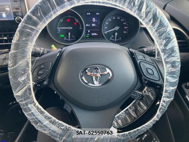 Toyota C-HR 2020-05 7615486-9
