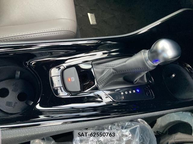 Toyota C-HR 2020-05 7615486-10