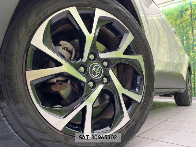 Toyota C-HR 2017-09 7615483-12