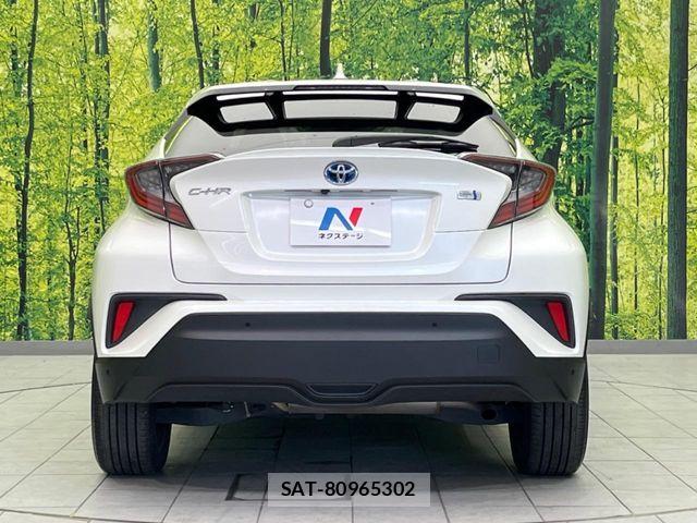 Toyota C-HR 2017-09 7615483-14