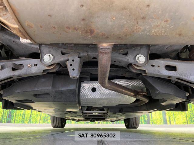 Toyota C-HR 2017-09 7615483-18
