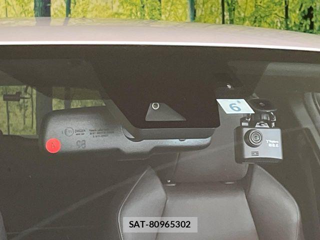 Toyota C-HR 2017-09 7615483-2