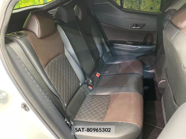 Toyota C-HR 2017-09 7615483-8