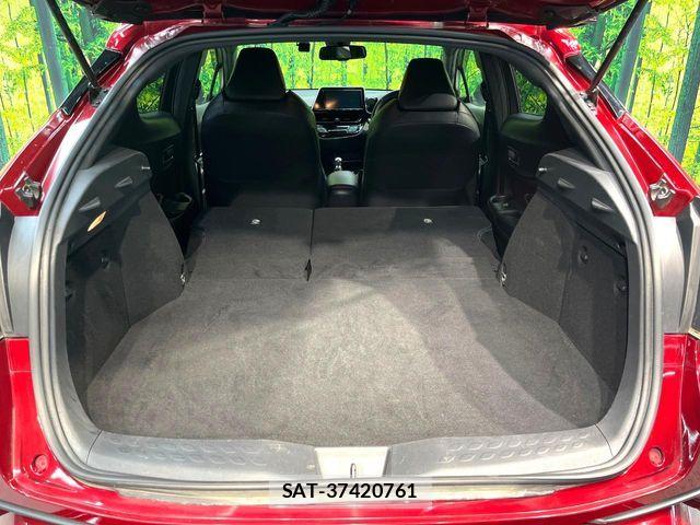 Toyota C-HR 2017-06 7615492-9
