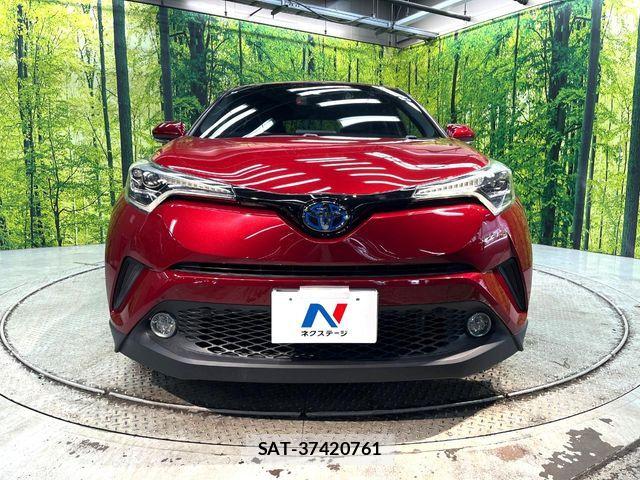 Toyota C-HR 2017-06 7615492-13