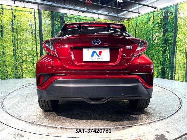 Toyota C-HR 2017-06 7615492-14