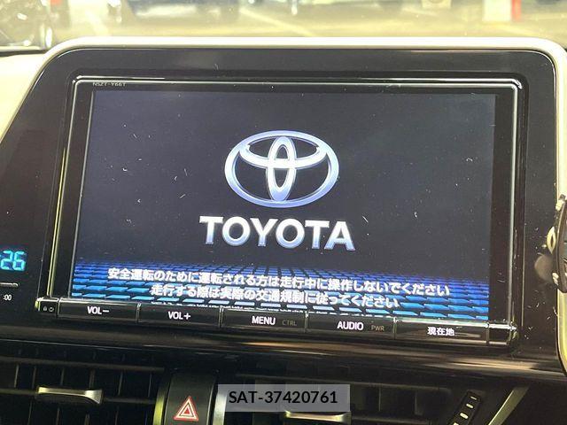 Toyota C-HR 2017-06 7615492-2