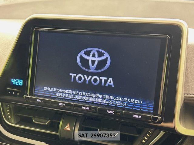 Toyota C-HR 2017-04 7615481-5