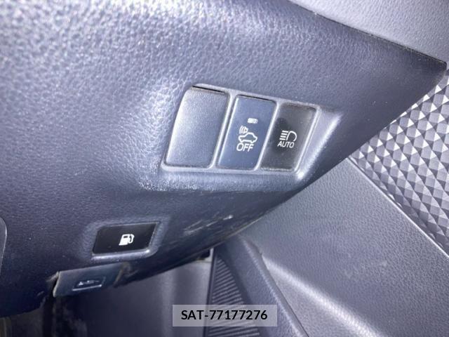 Toyota C-HR 2018-07 7615490-19