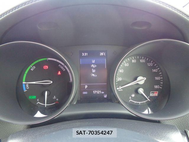 Toyota C-HR 2021-09 7615463-18