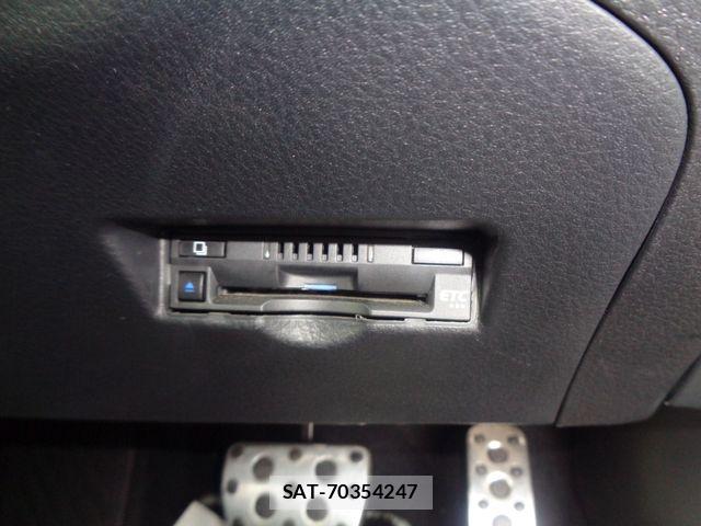 Toyota C-HR 2021-09 7615463-29