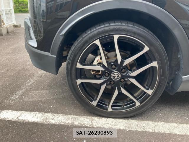 Toyota C-HR 2021-03 7615461-9