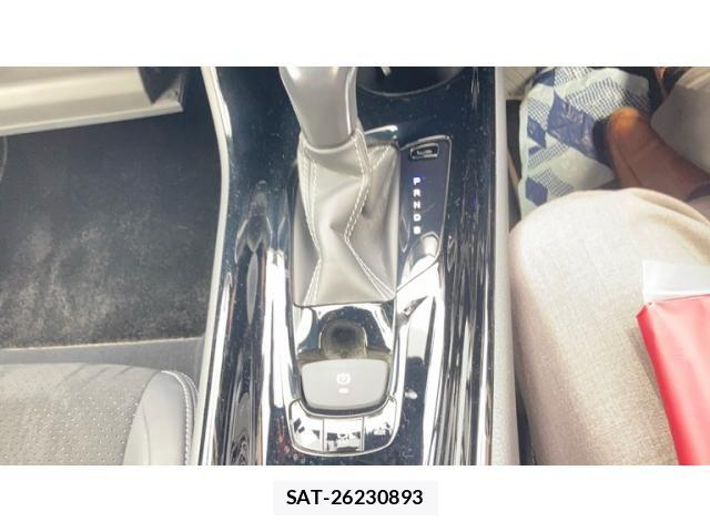 Toyota C-HR 2021-03 7615461-24