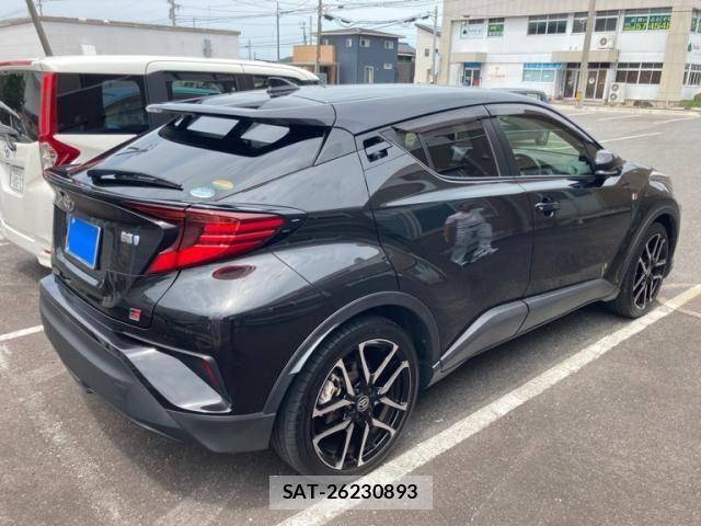 Toyota C-HR 2021-03 7615461-3