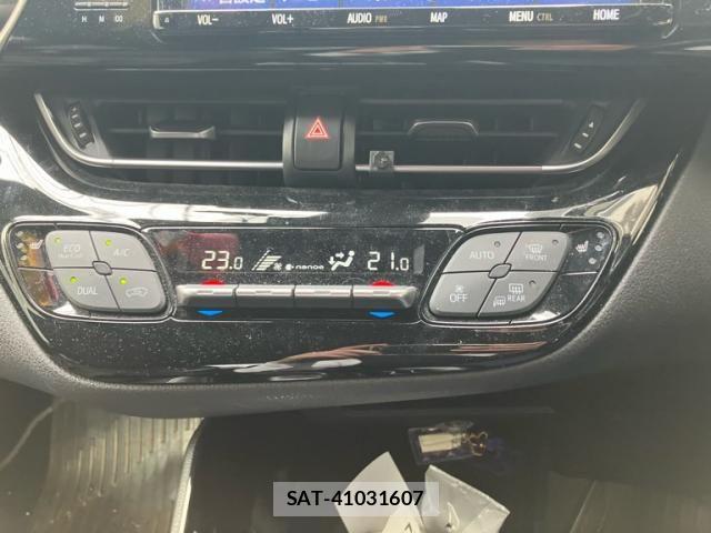 Toyota C-HR 2019-09 7615485-9