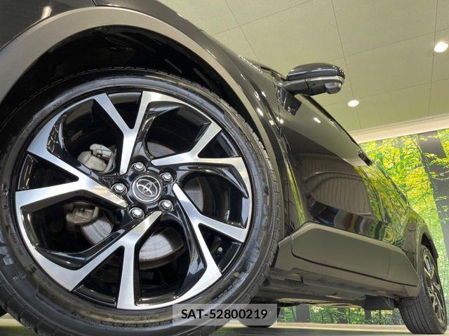 Toyota C-HR 2017-12 7615488-12