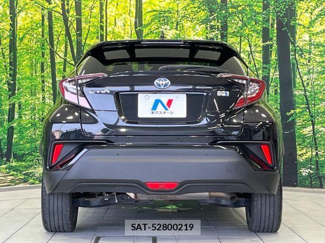 Toyota C-HR 2017-12 7615488-14