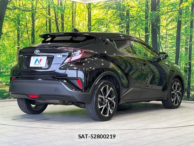 Toyota C-HR 2017-12 7615488-16