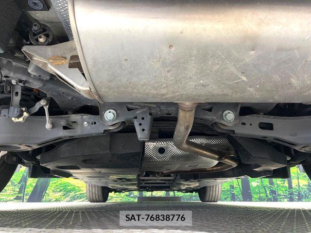 Toyota C-HR 2021-08 7615458-18