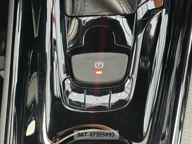 Toyota C-HR 2022-02 7615460-26